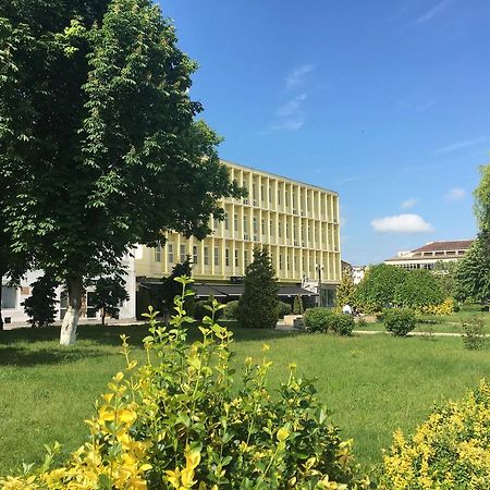 Gia Suites Caracal Εξωτερικό φωτογραφία