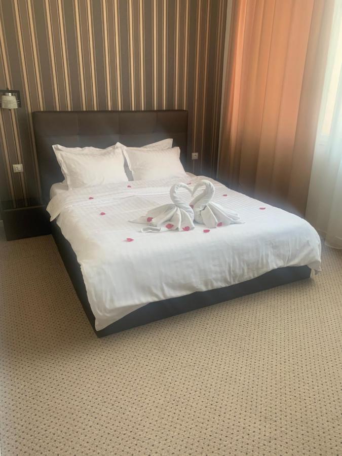 Gia Suites Caracal Εξωτερικό φωτογραφία