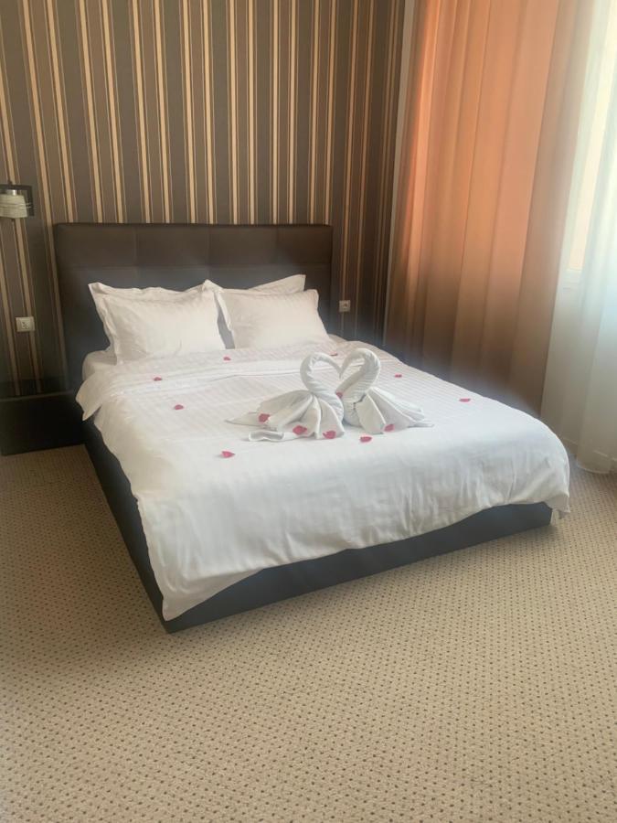 Gia Suites Caracal Εξωτερικό φωτογραφία