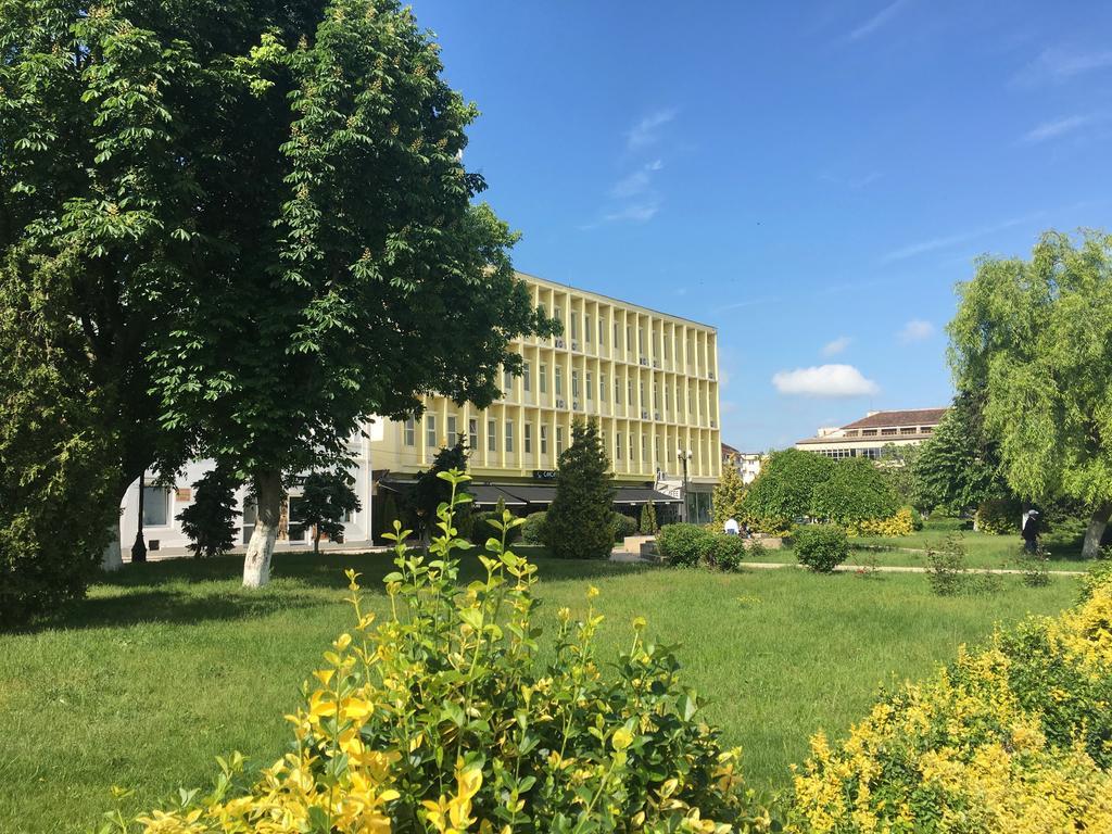 Gia Suites Caracal Εξωτερικό φωτογραφία