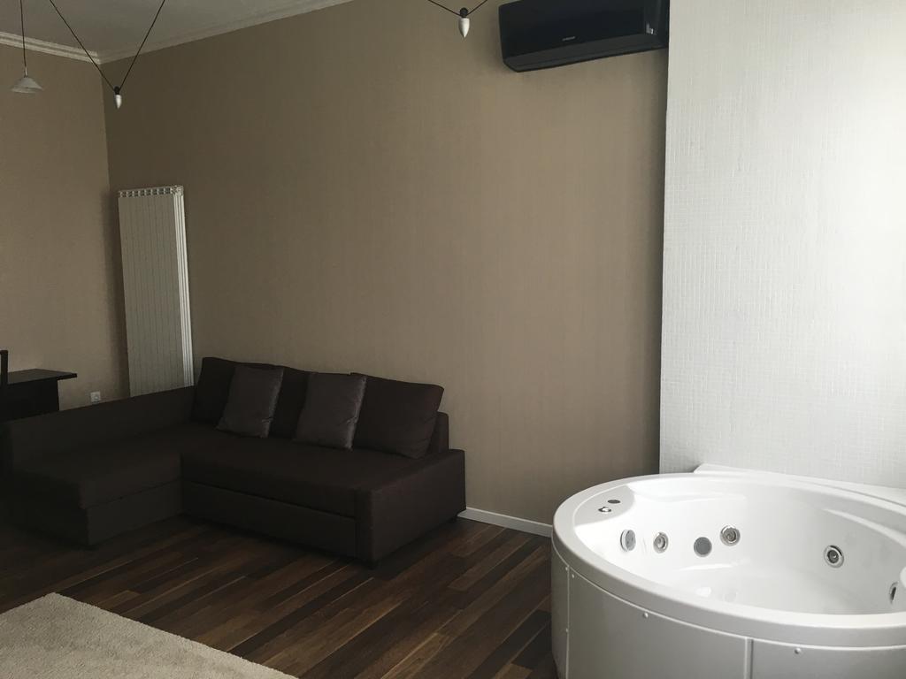 Gia Suites Caracal Εξωτερικό φωτογραφία
